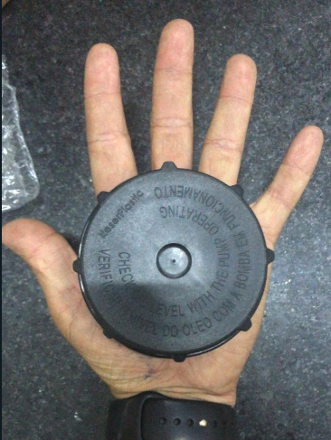 RP000392 - TAMPA RESERV DIRECAO HIDRAULICA MB / VW / FORD / VOLVO / SCANIA /