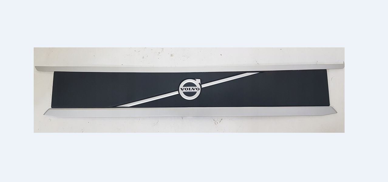 13800132 - GRADE SUP CAPO EXT VOLVO FH 2016/... C/FRISOS COMPLETA