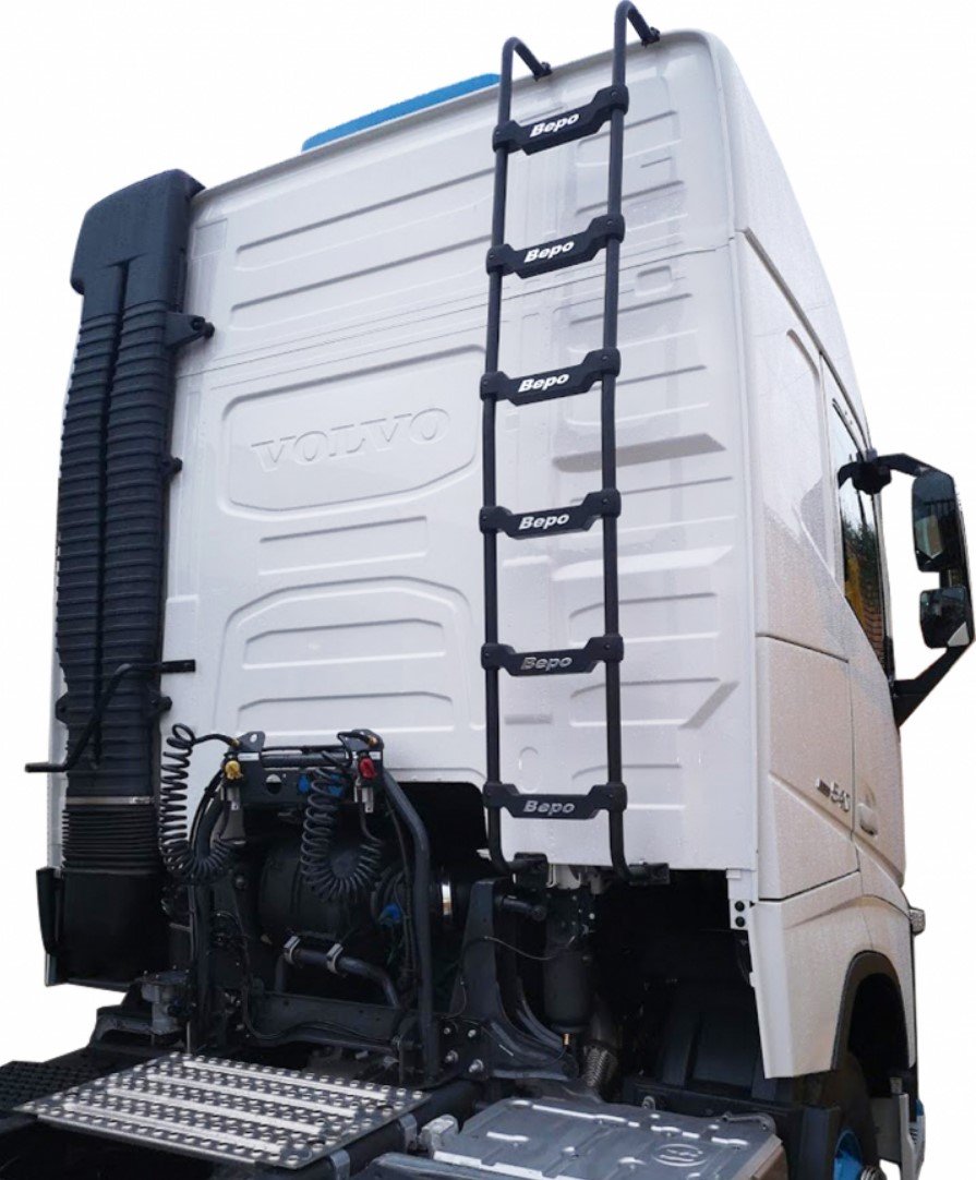 B007K - ESCADA VOLVO FH GLOBET APOS 2015 2140MM 6 DEGRAUS CROMADA CAB ALTA