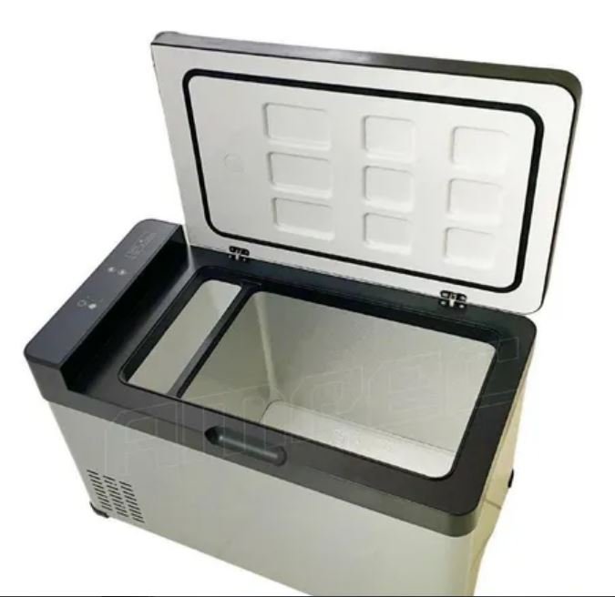 GEL381 - GELADEIRA PORTATIL 40 LTS