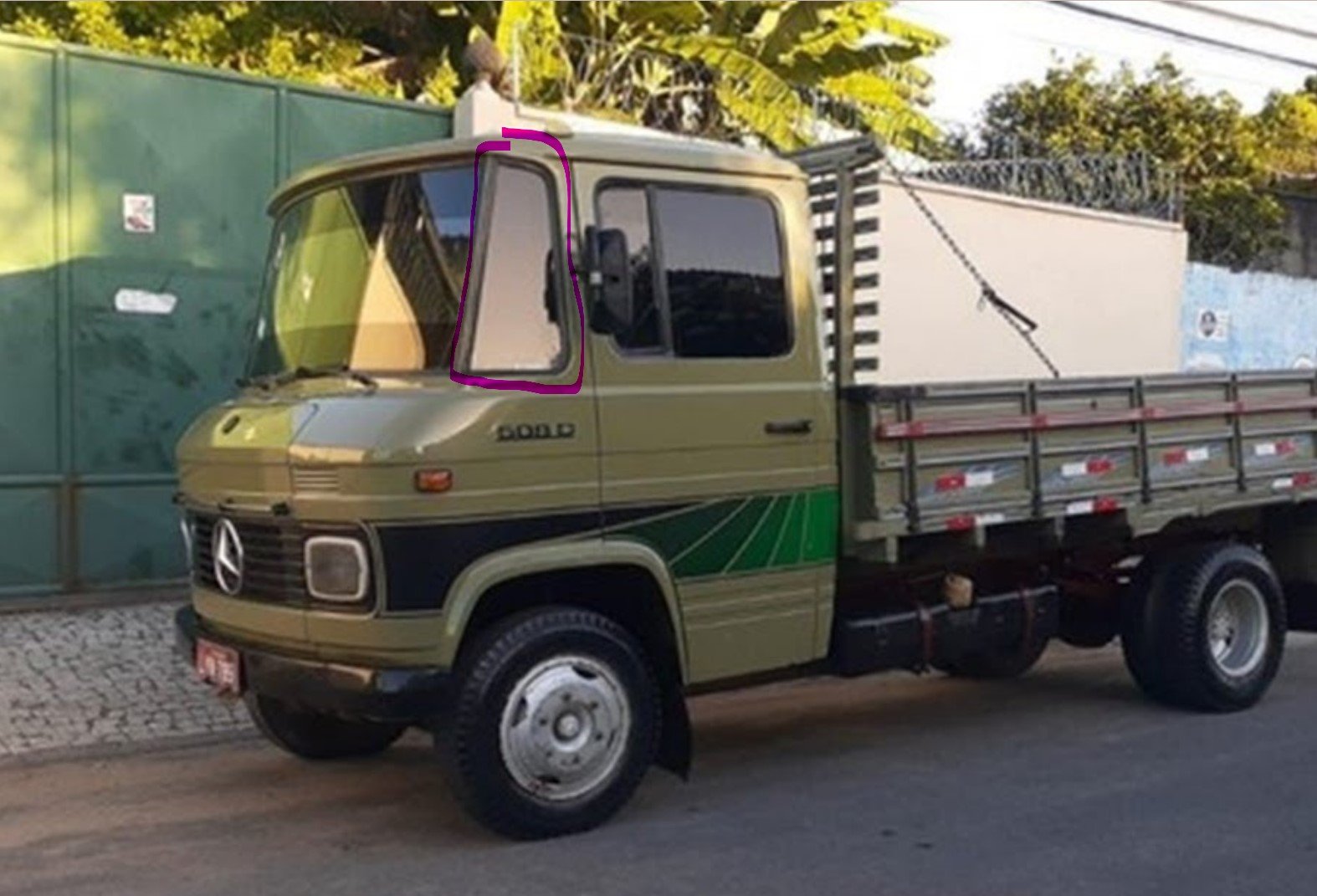 MB7232 - VIDRO LATERAL FIXO 608 708 D/E